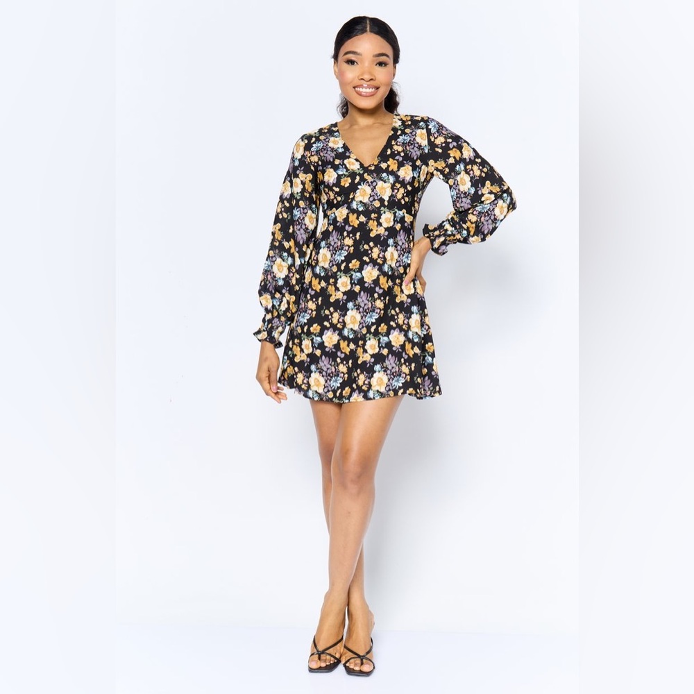NWT Women’s In The Style Floral Bohemian Balloon‎ Sleeve Mini Dress 10